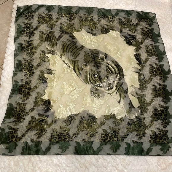 Fashion scarf TIGER animal jungle green large square semi sheer polyester - Picture 1 of 12